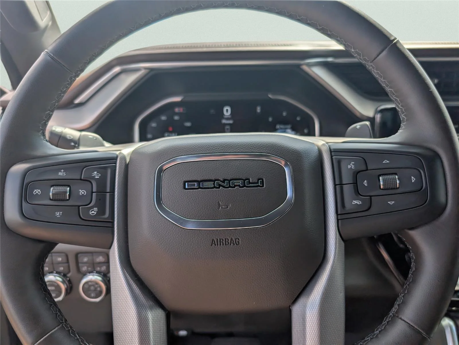 Used 2024 Sterling Metallic GMC Denali image 22