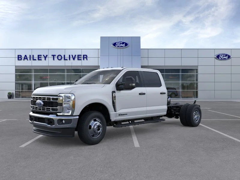 New 2026 Oxford White Ford F-350® XL image 26