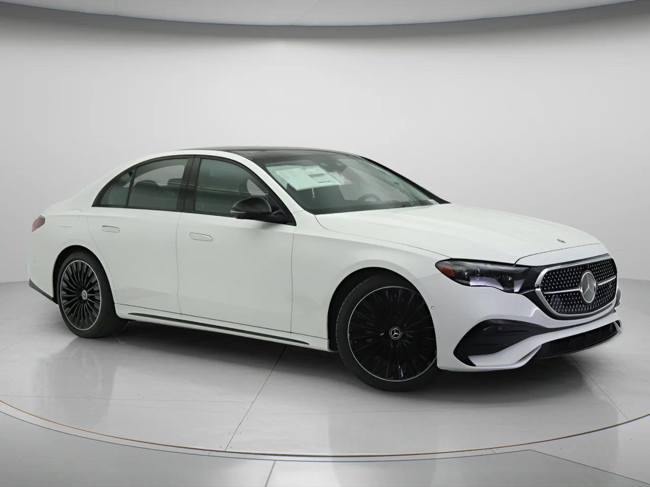 New 2026 Polar White Mercedes-Benz E 450 4MATIC® Sedan 4MATIC® image 13
