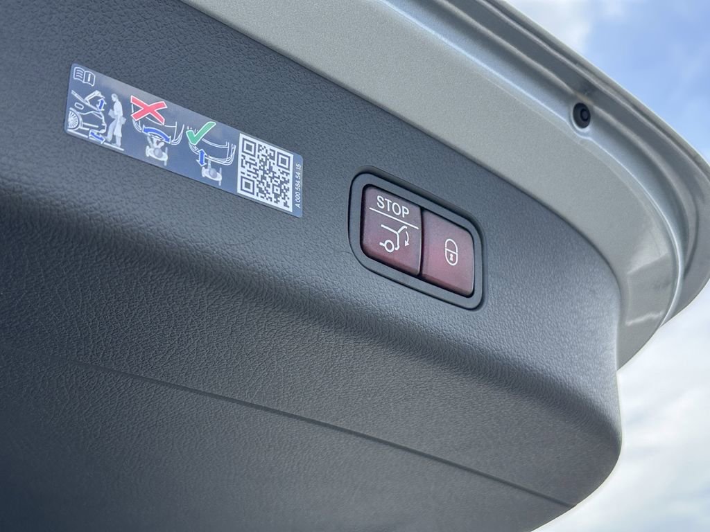 New 2026 Cirrus Silver Metallic Mercedes-Benz GLC 300 image 22