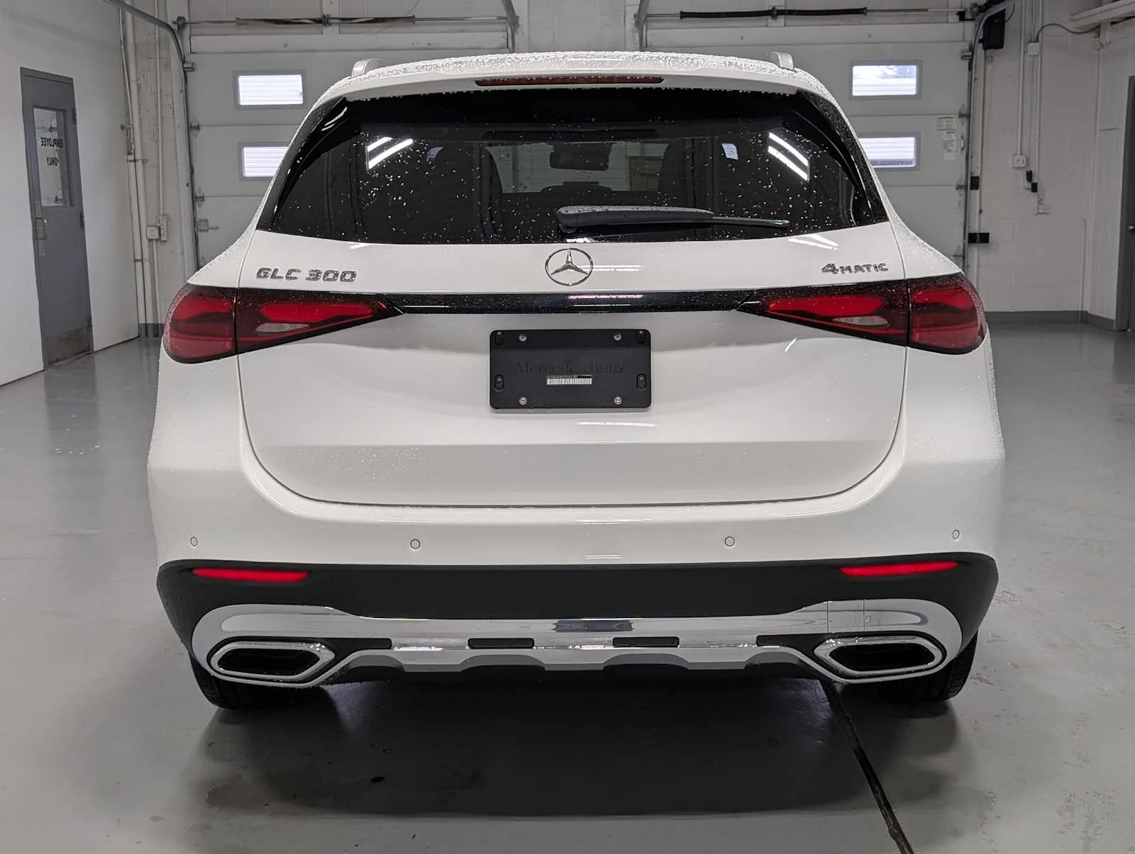 Used 2026 Polar White Mercedes-Benz GLC 300 image 8