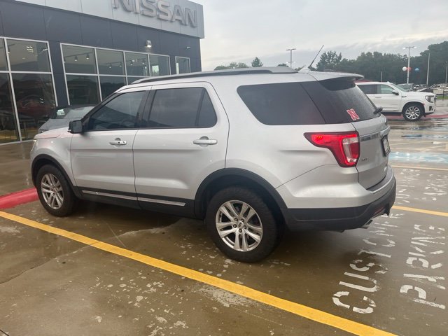 Used 2018 Silver Ford XLT image 2