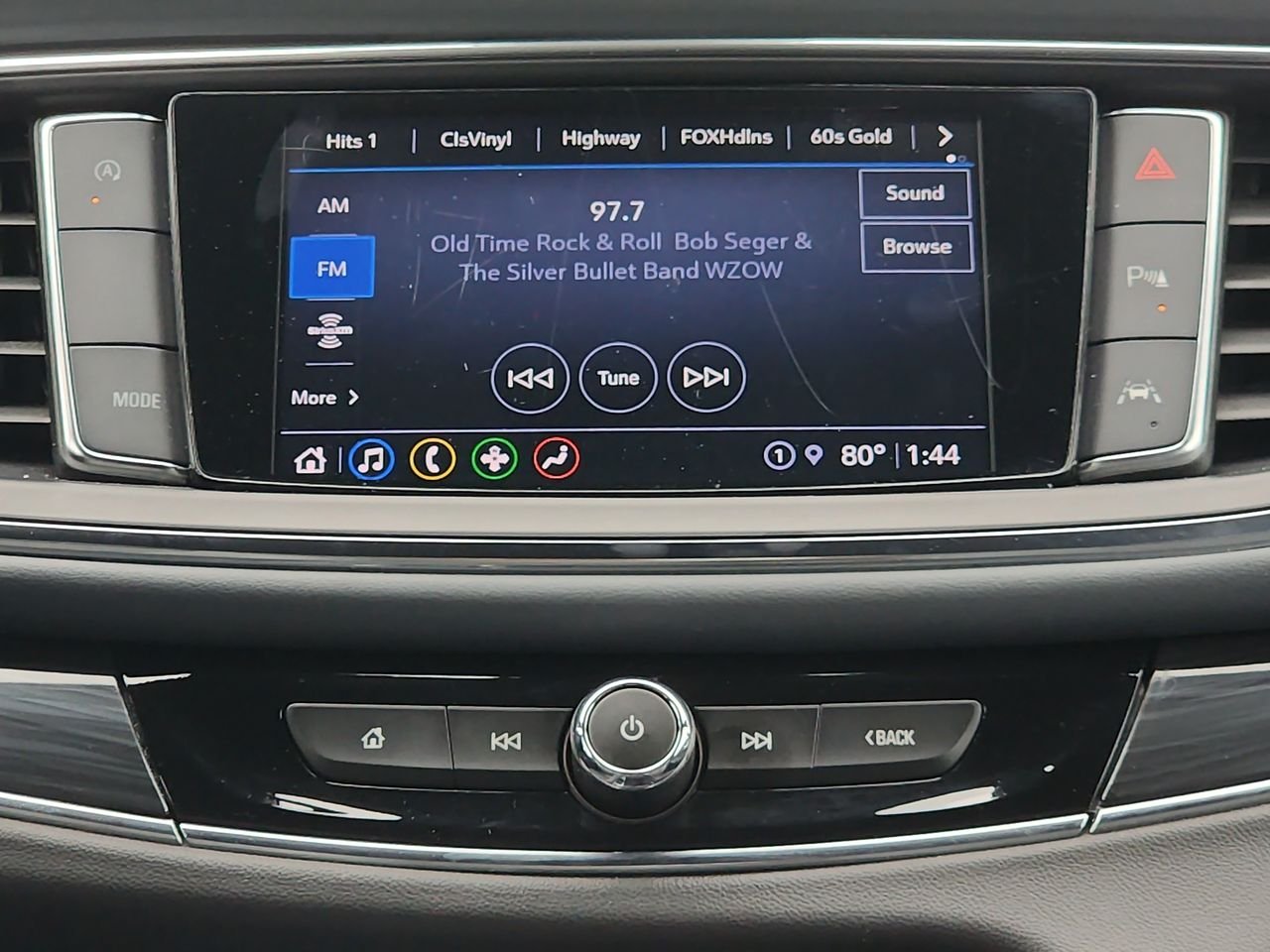 Used 2024 Black Buick Essence image 15