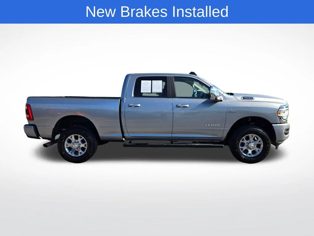 Used 2023 Silver Ram Laramie image 2