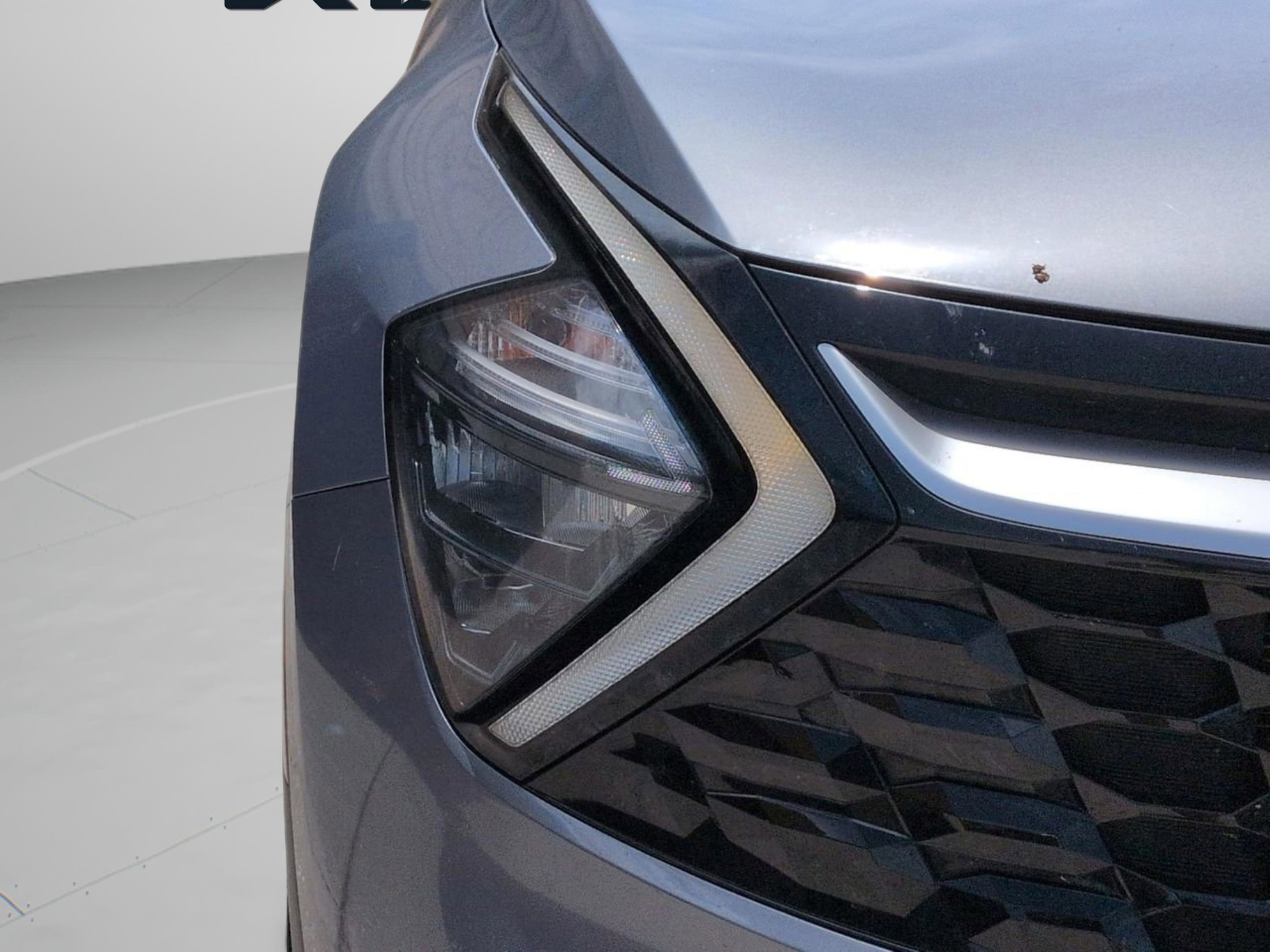 Used 2023 Everlasting Silver Kia EX image 30