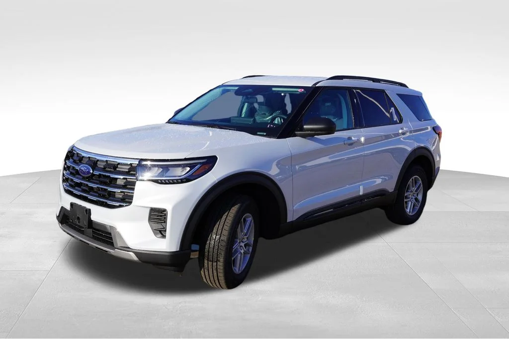 New 2026 White Ford Active image 7