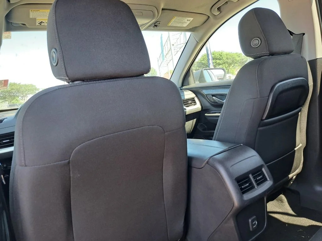 Used 2023 Silver GMC SLE image 21