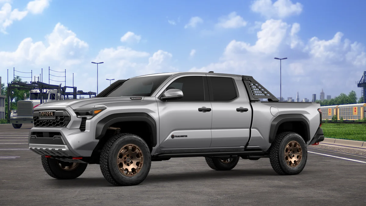 New 2026 Celestial Silver Metallic Toyota Trailhunter image 2