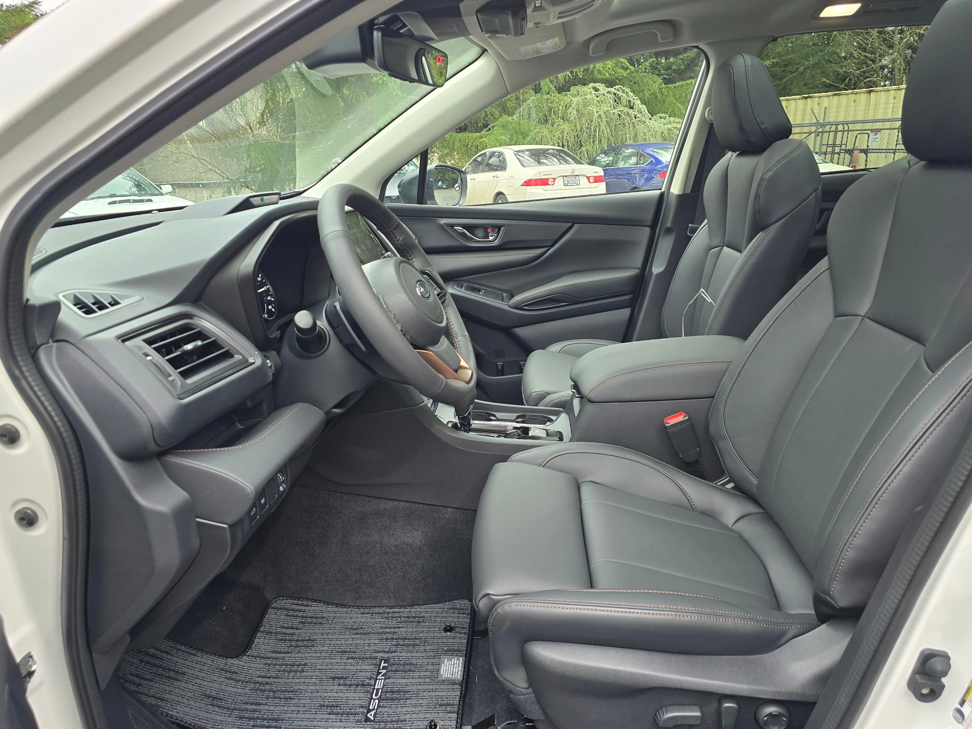 New 2026 CRYSTAL WHITE PEARL Subaru Limited Bronze Edition 7-Passenger image 8