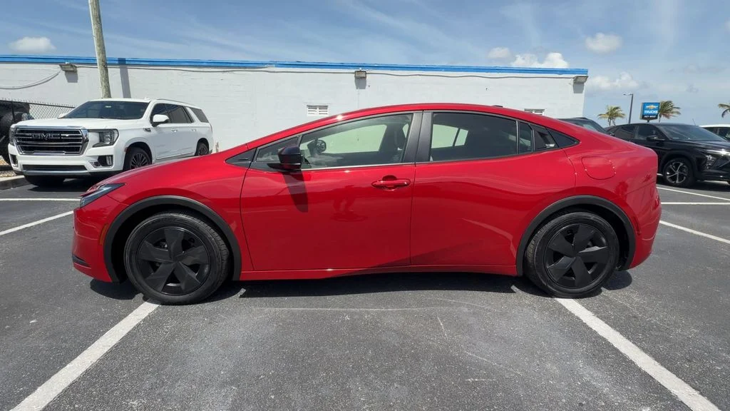 Used 2026 Red Toyota LE image 5