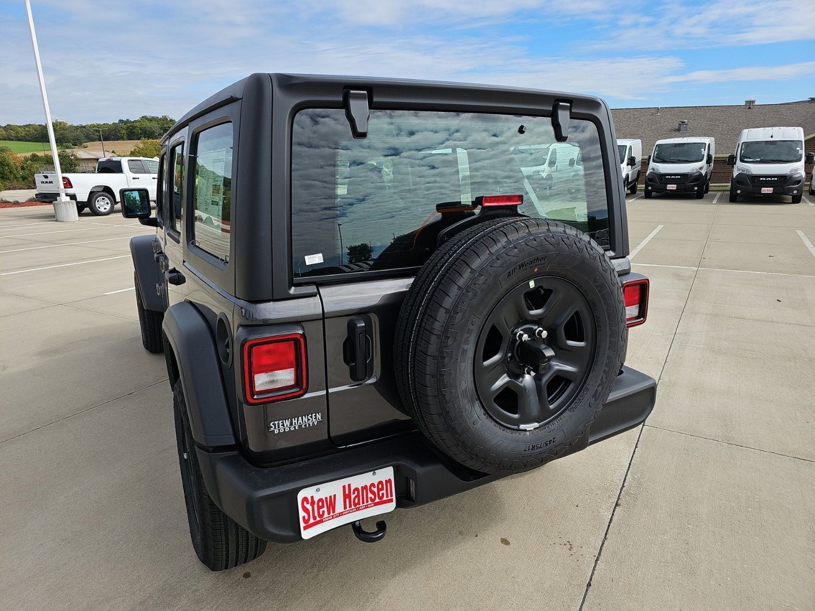 New 2027 Granite Crystal Metallic Clearcoat Jeep Sport image 3