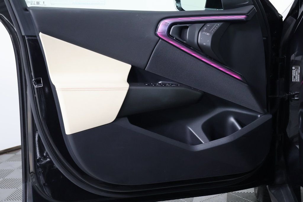 2025 BMW X3 30 - Photo 12