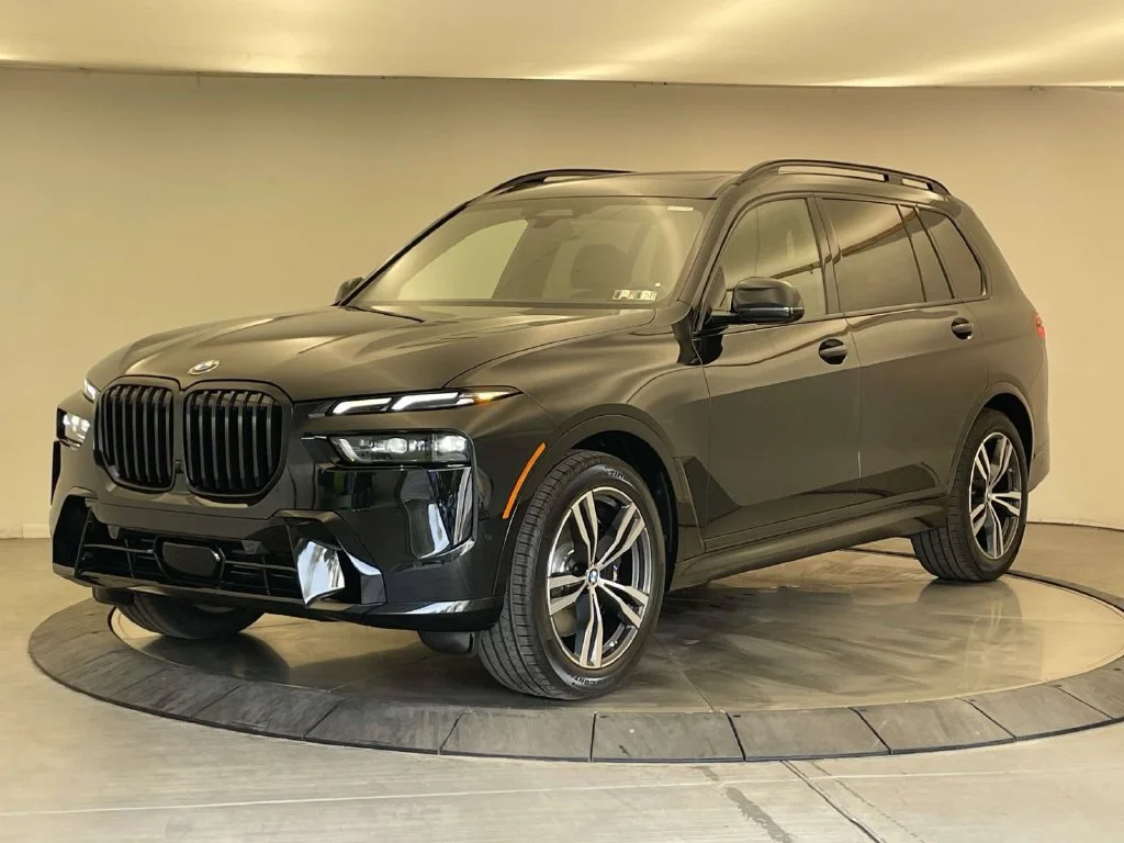 New 2027 Black BMW xDrive40i image 1