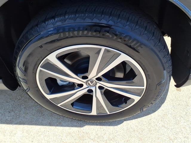 Certified Used 2025 Caviar Lexus Premium image 17