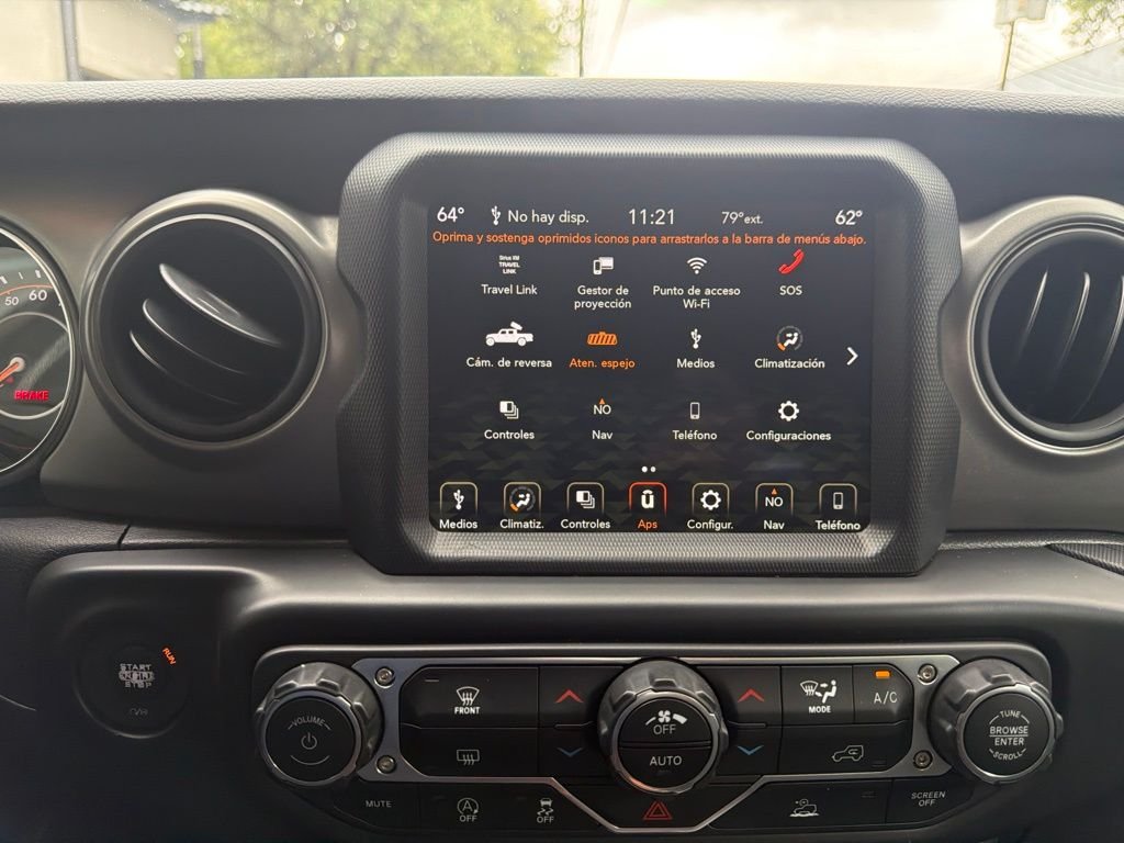Used 2023 Green Jeep Sport S image 32