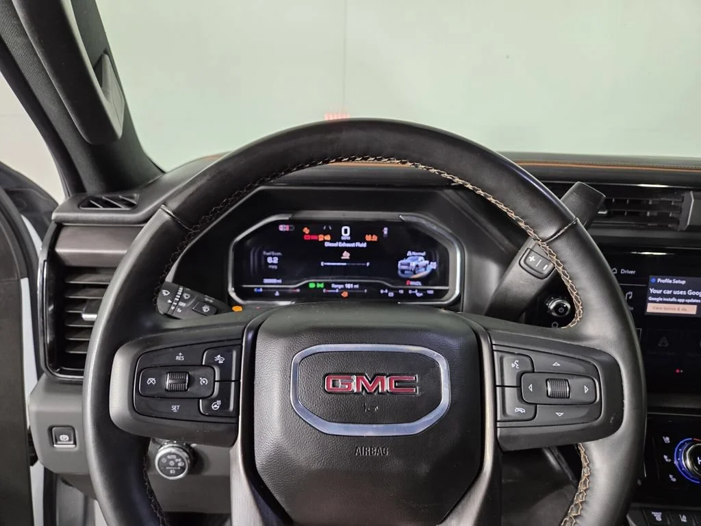 Used 2025 Summit White GMC AT4 image 13