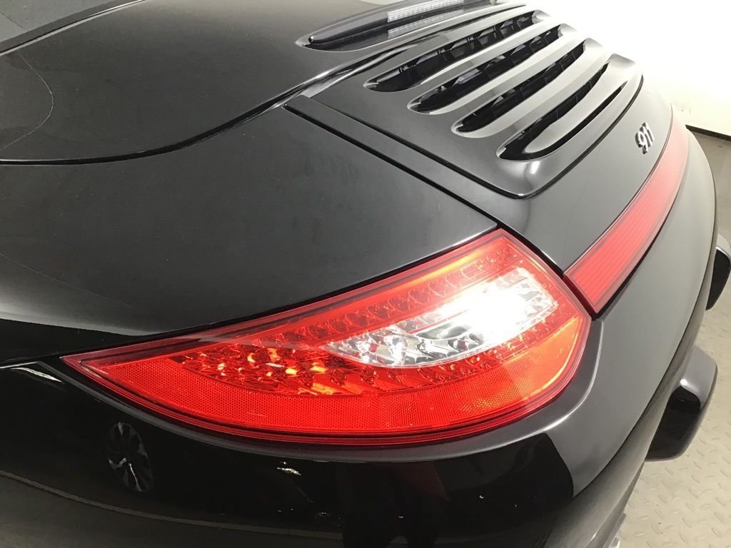 Used 2012  Porsche Carrera 4S image 21