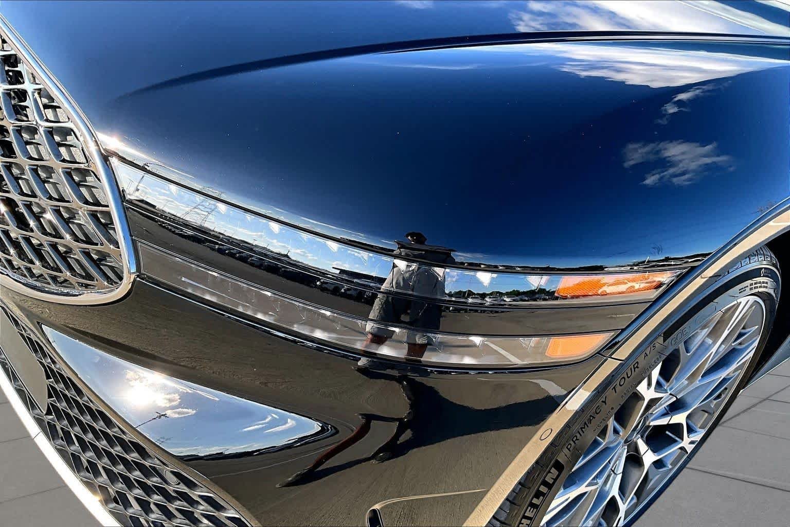 Used 2024 Maui Black Genesis e-SC image 28