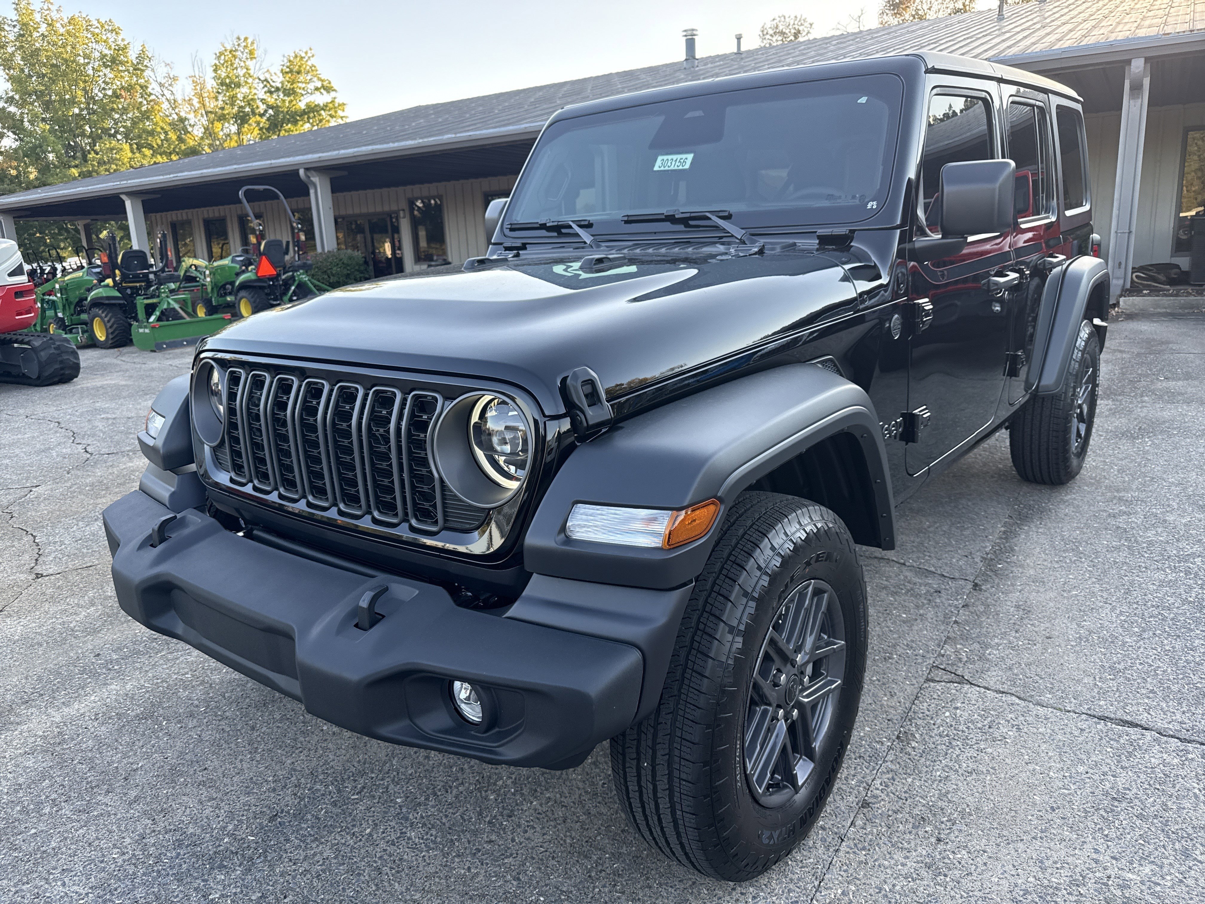New 2026 Black Clear-Coat Exterior Paint Jeep Sport S image 3