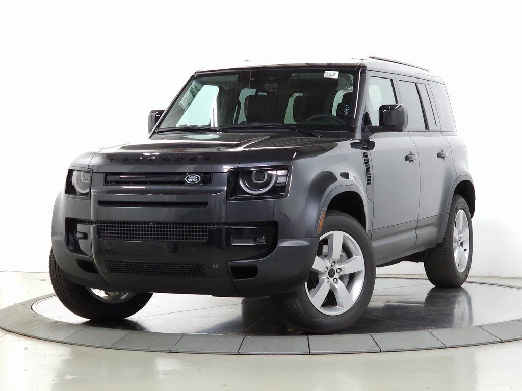 2026 Land Rover Defender 110 S P300's photo