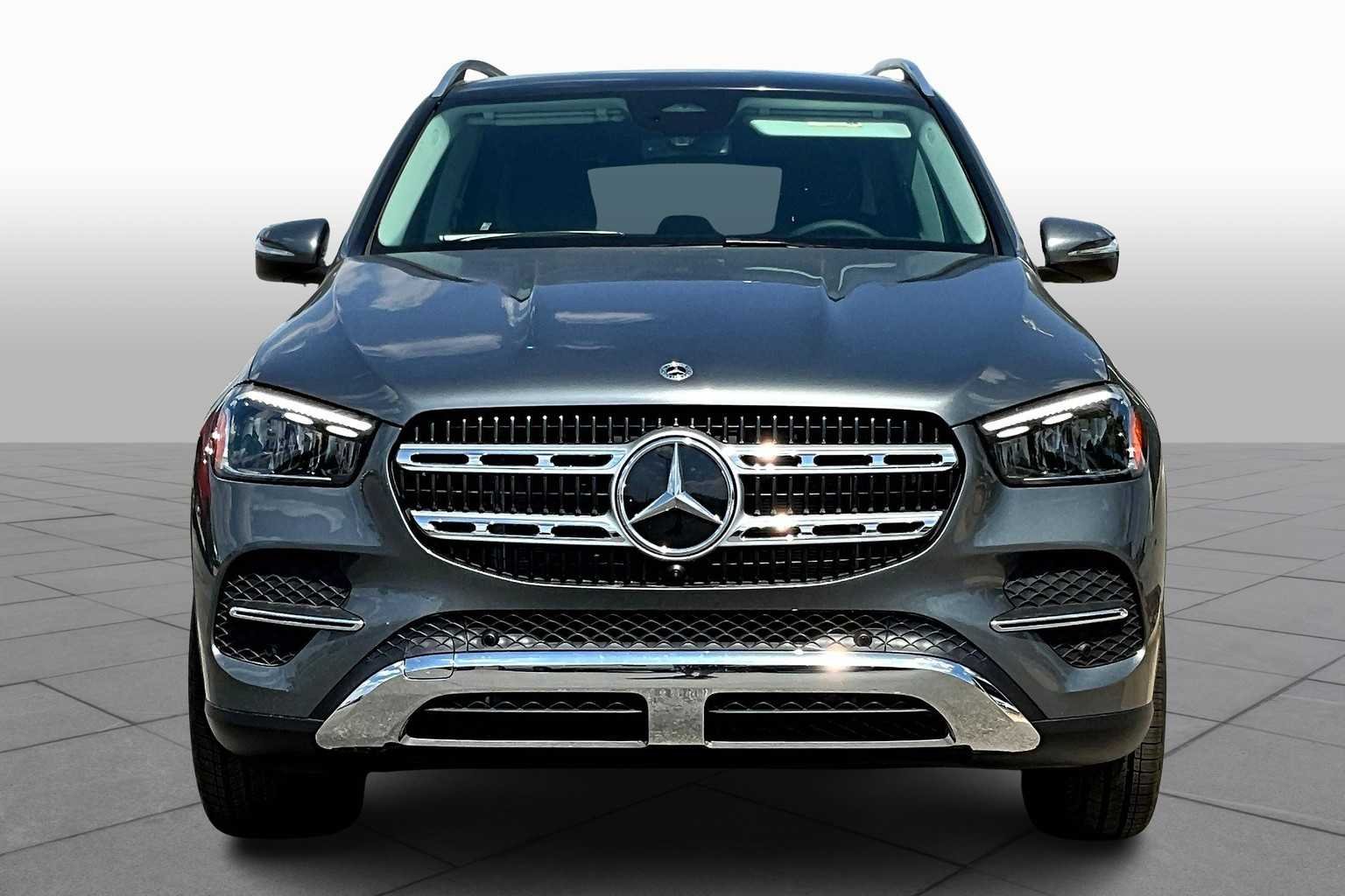 New 2026 Selenite Grey Metallic Mercedes-Benz GLE 450 image 3