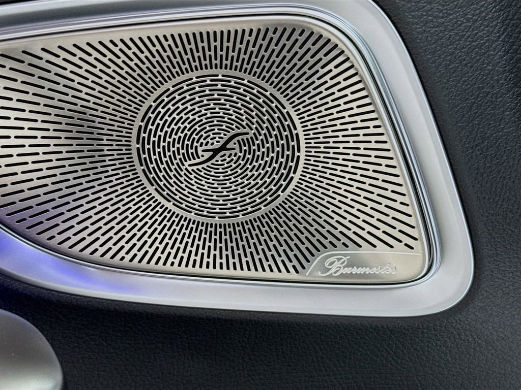 New 2026 MANUFAKTUR Moonlight White Metallic Mercedes-Benz AMG® CLE 53 4MATIC+ Coupe image 52
