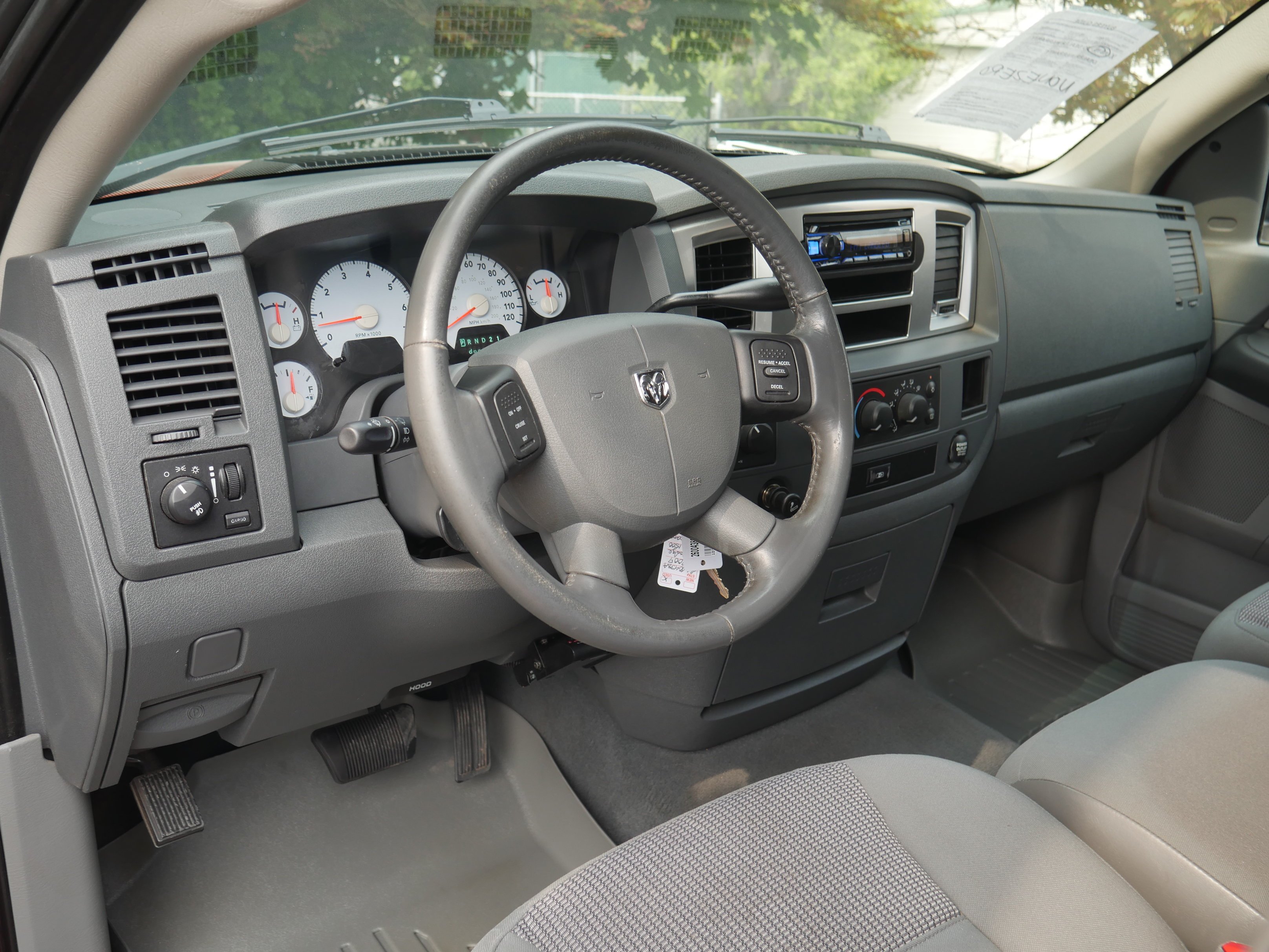 Used 2007 Sunburst Orange Pearl Dodge SLT image 4