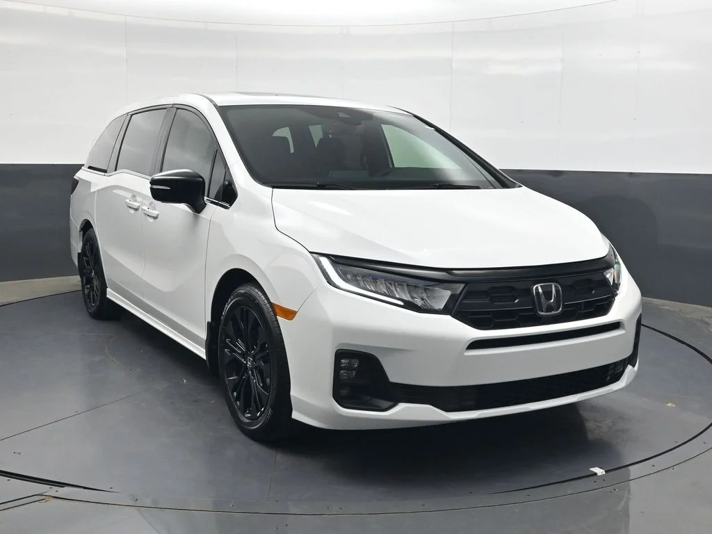 New 2026 Platinum White Pearl Honda Sport-L image 2