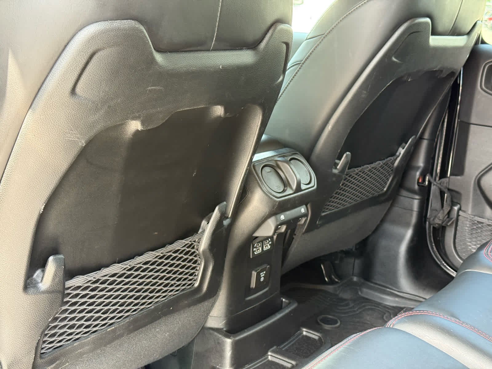 Used 2024 Black Clearcoat Jeep Rubicon X image 28