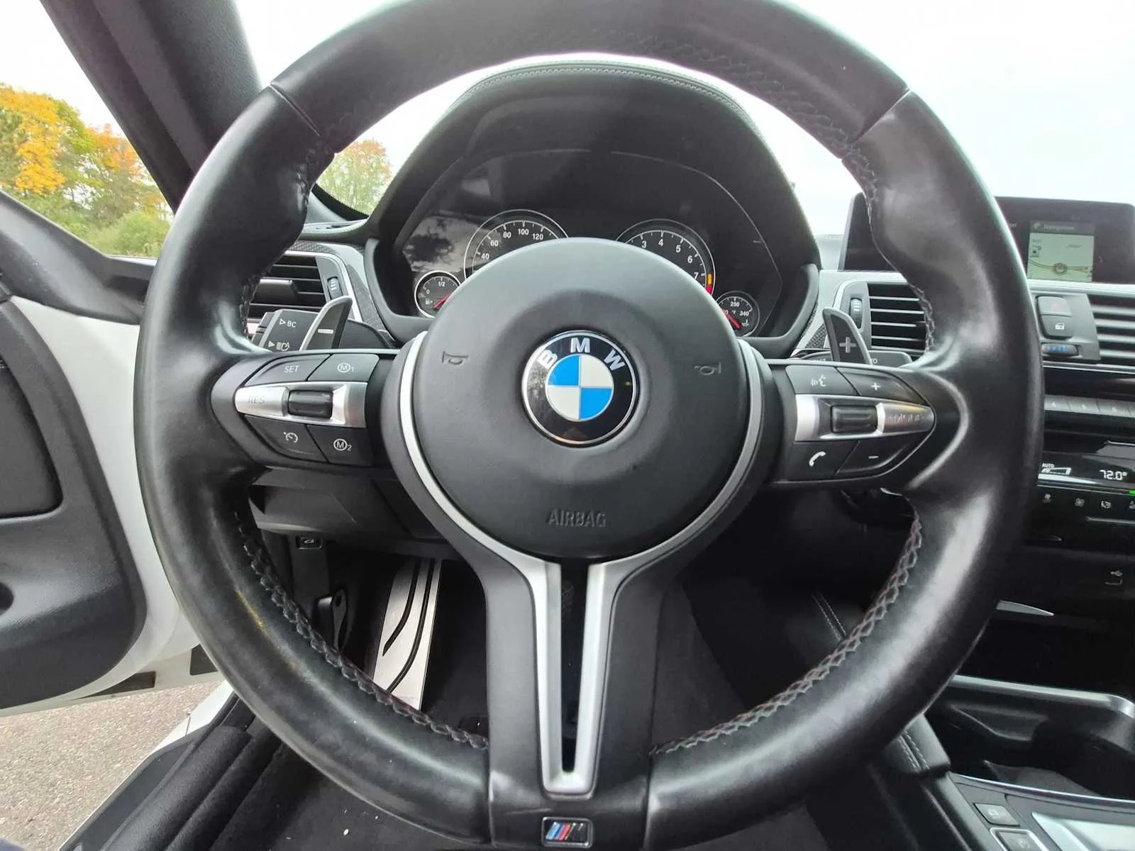 Used 2018 Alpine White BMW  image 20