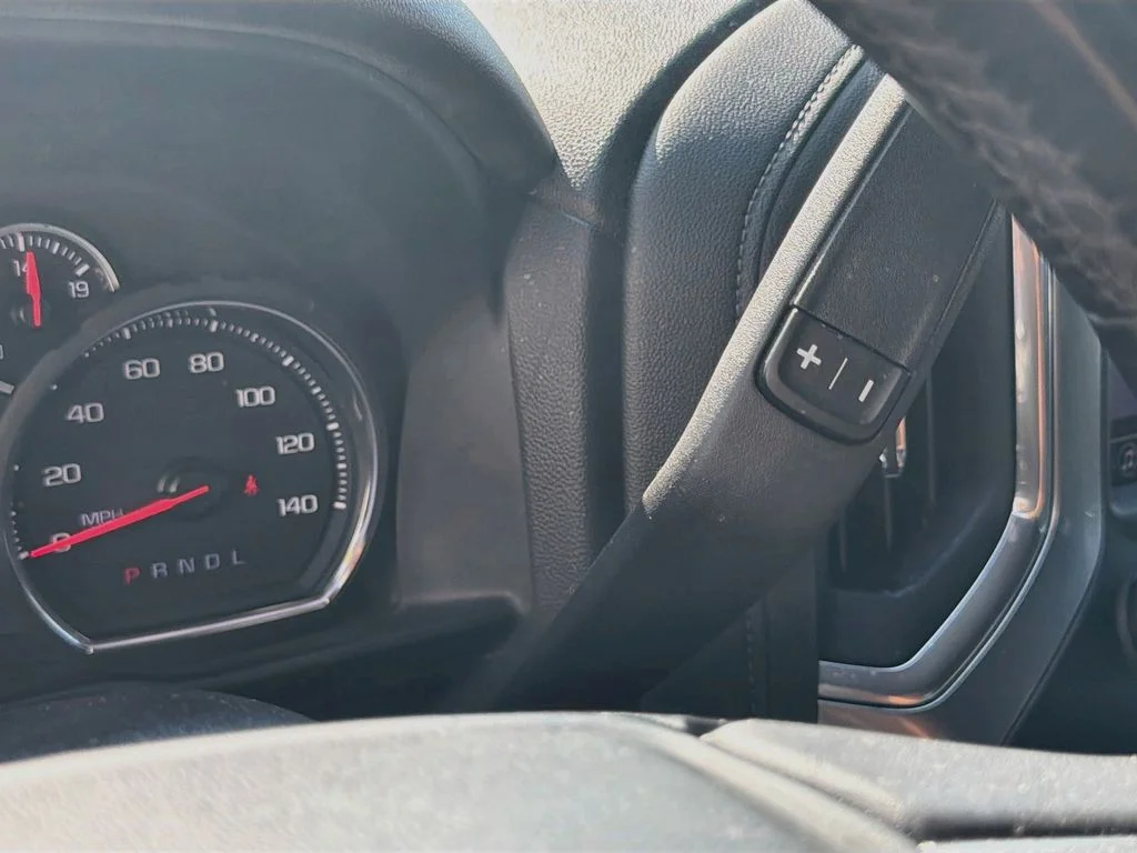 Used 2019 Red Chevrolet LT image 17