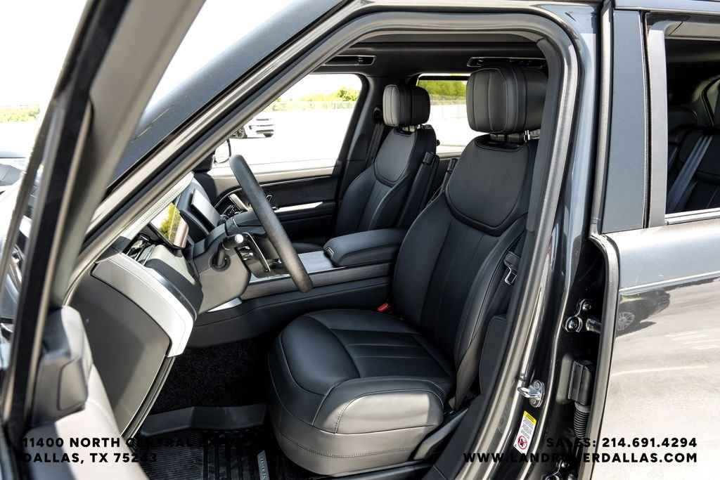 New 2026 Carpathian Gray Land Rover SE image 29