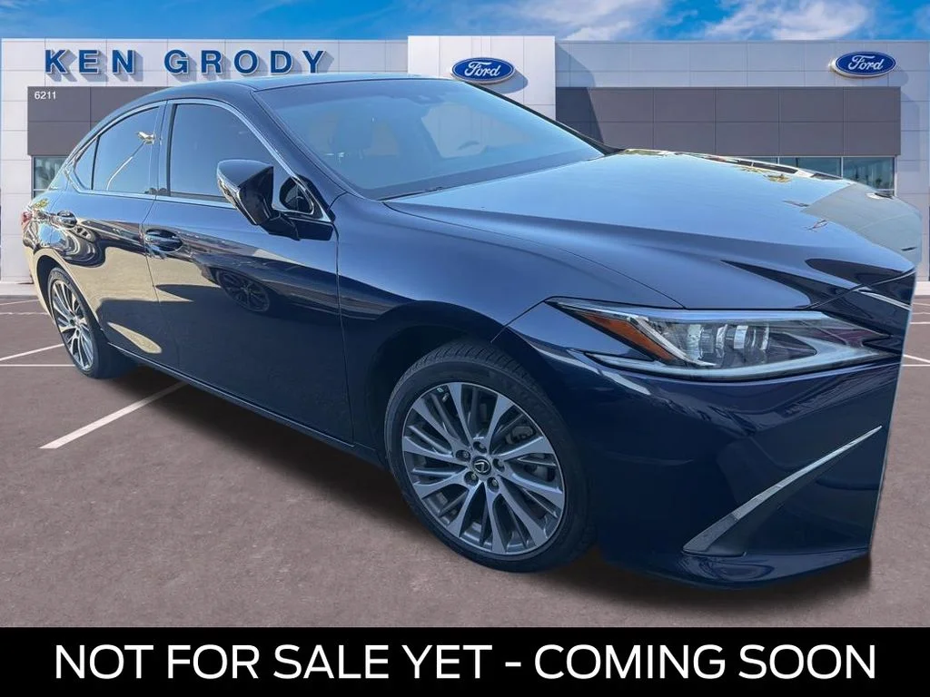 2021 Lexus ES 350 350's photo