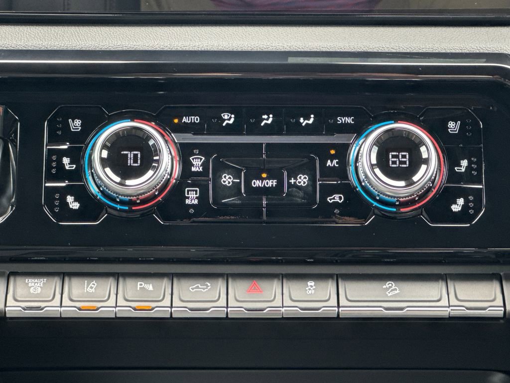 2026 GMC Sierra 2500HD AT4 - Photo 32