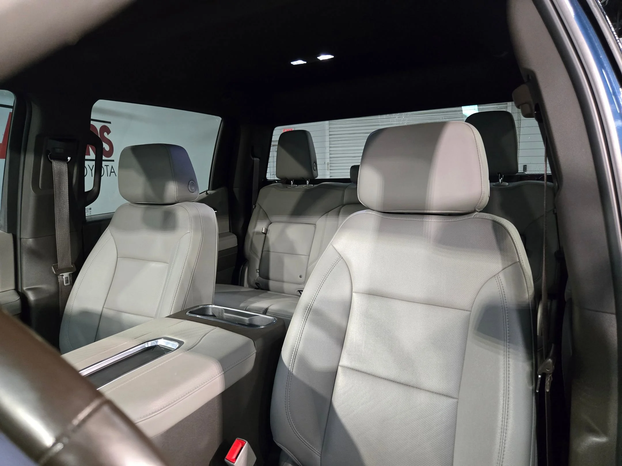 Used 2022 Pacific Blue Metallic GMC SLT image 24
