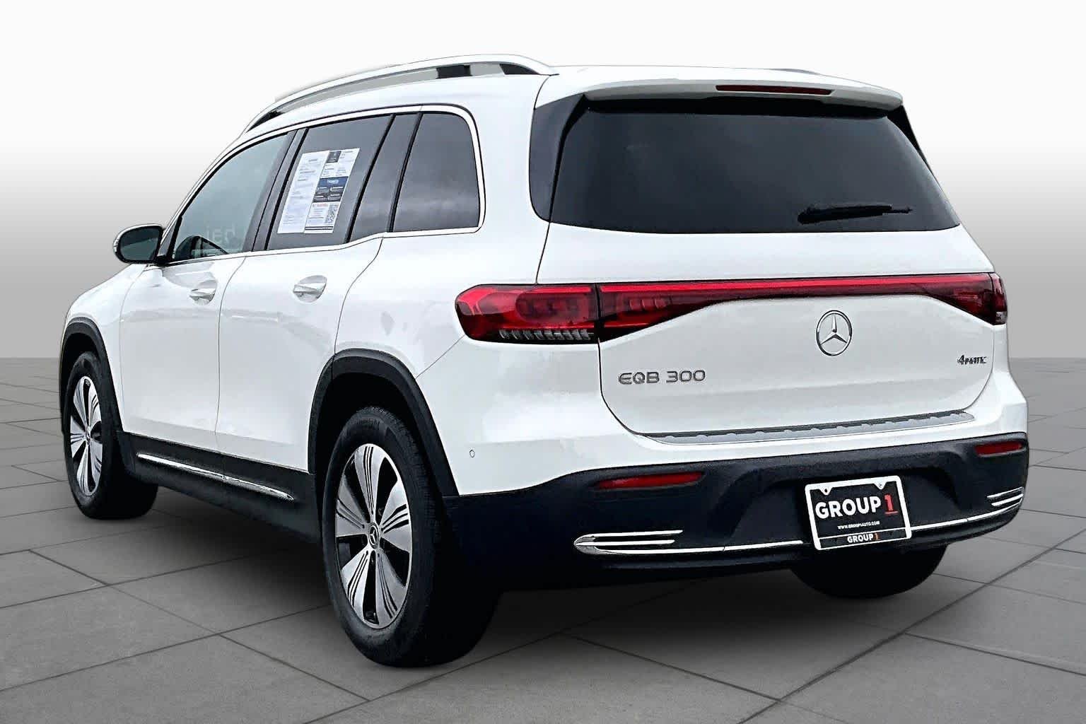 Used 2023 Polar White Mercedes-Benz EQB 300 image 11