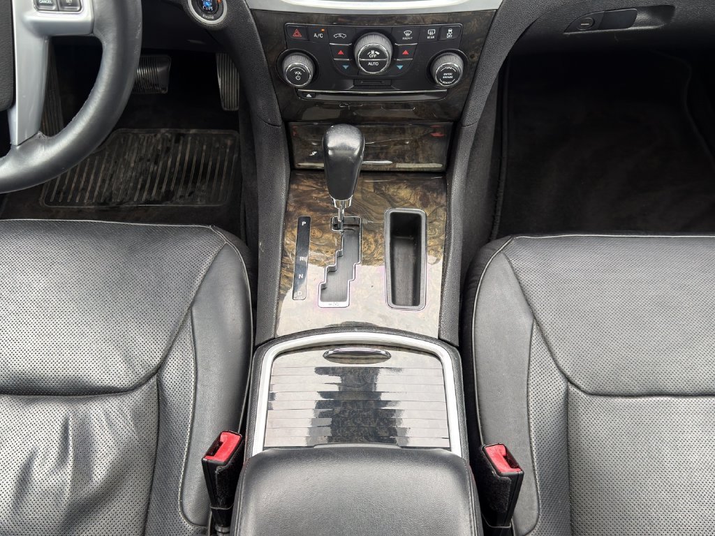 Used 2012 White Chrysler C image 15