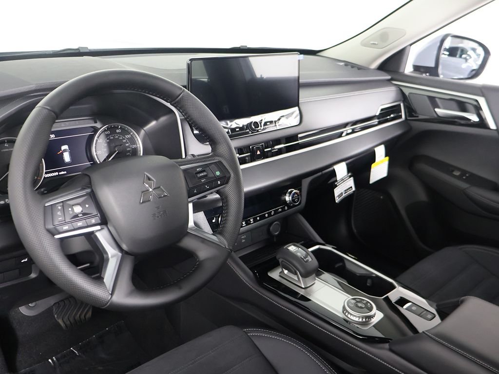New 2026 Gray Mitsubishi SE image 26