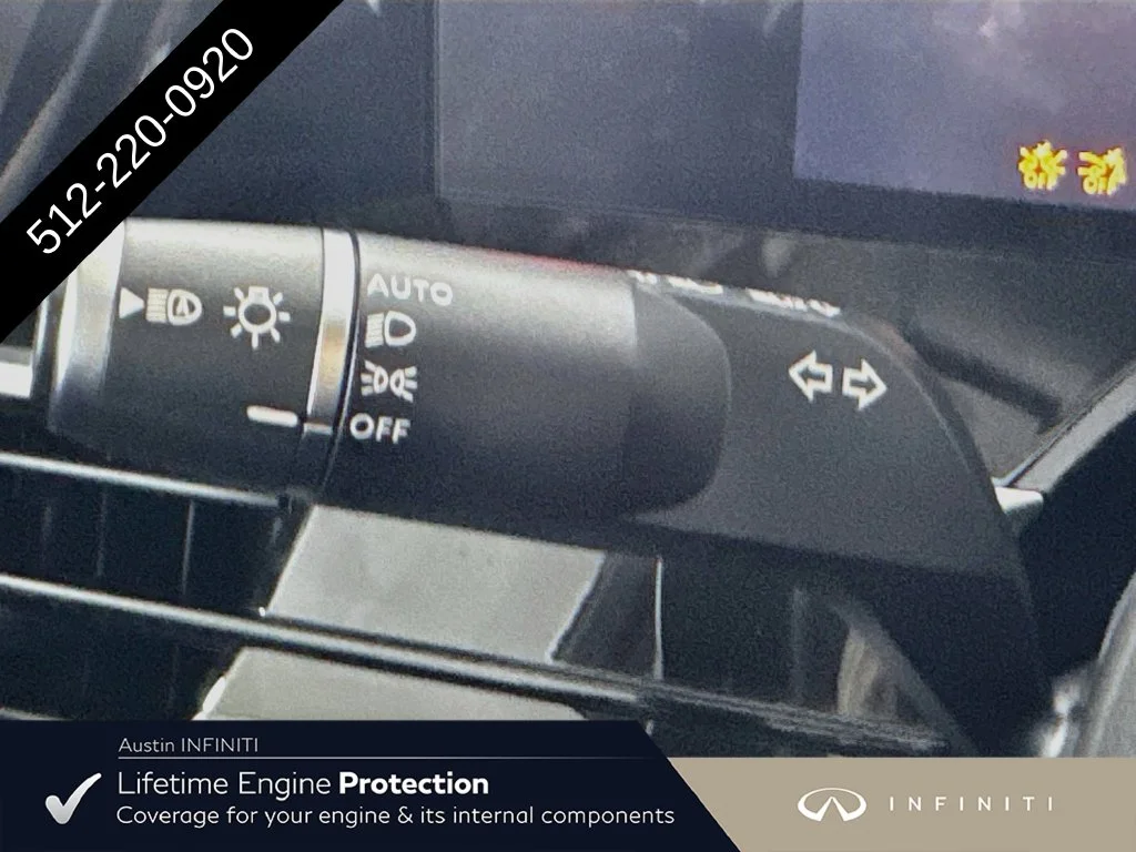 New 2027 Silver INFINITI LUXE image 13