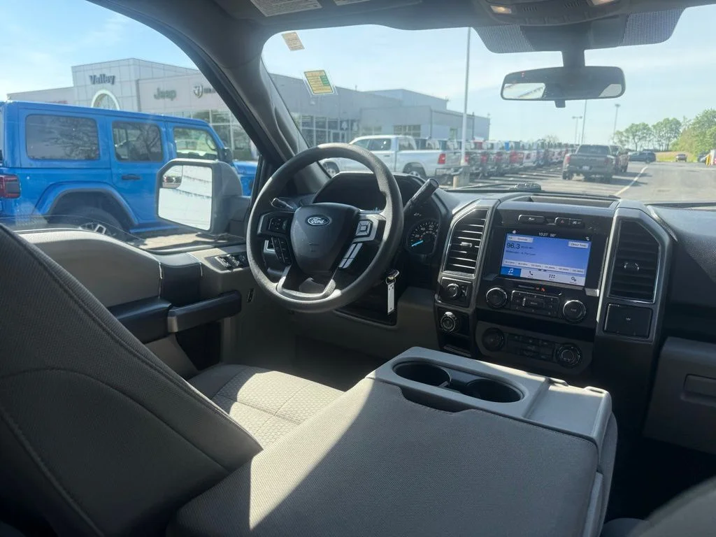 Used 2019 Gray Ford XLT image 43
