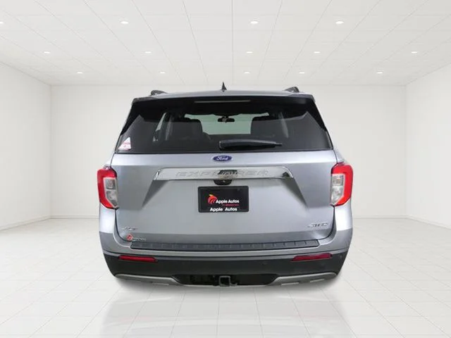 Certified Used 2024 Silver Ford XLT image 6