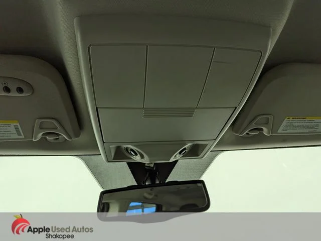 Used 2016 White Dodge Crossroad image 24