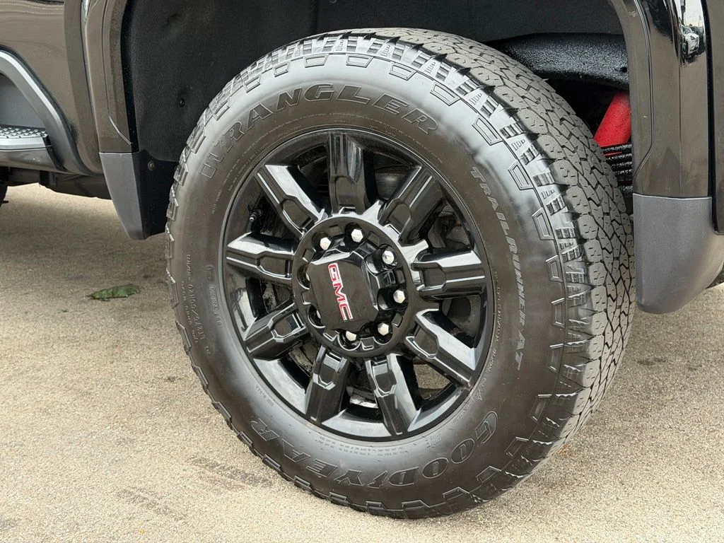 Used 2024 Black GMC AT4 image 25