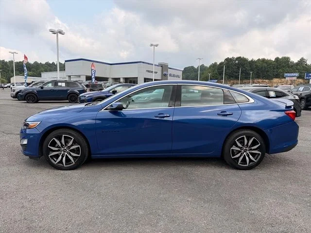 Used 2023 Blue Chevrolet RS image 4