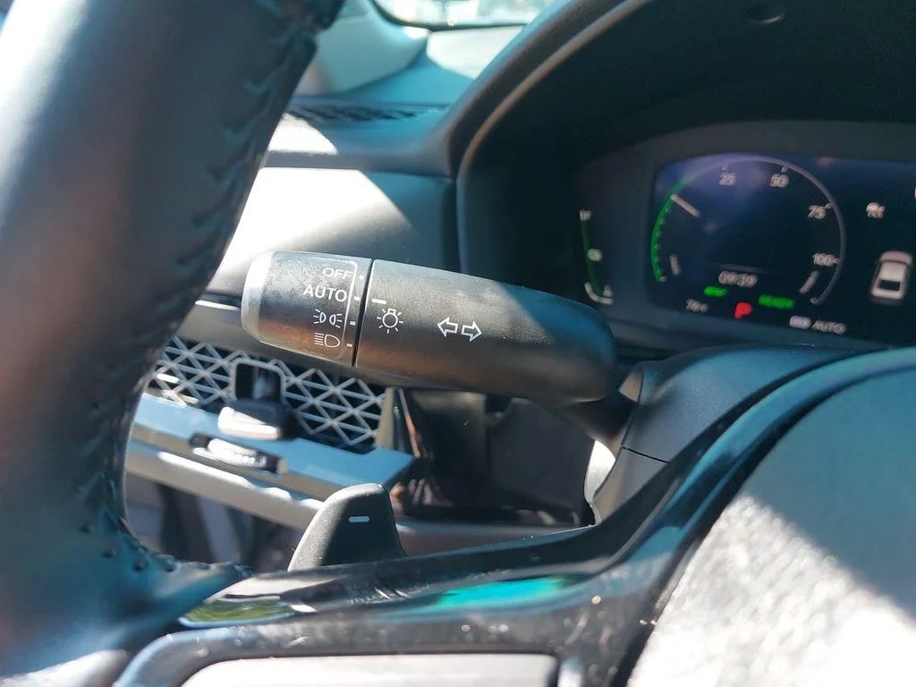 Used 2024  Honda Touring image 25