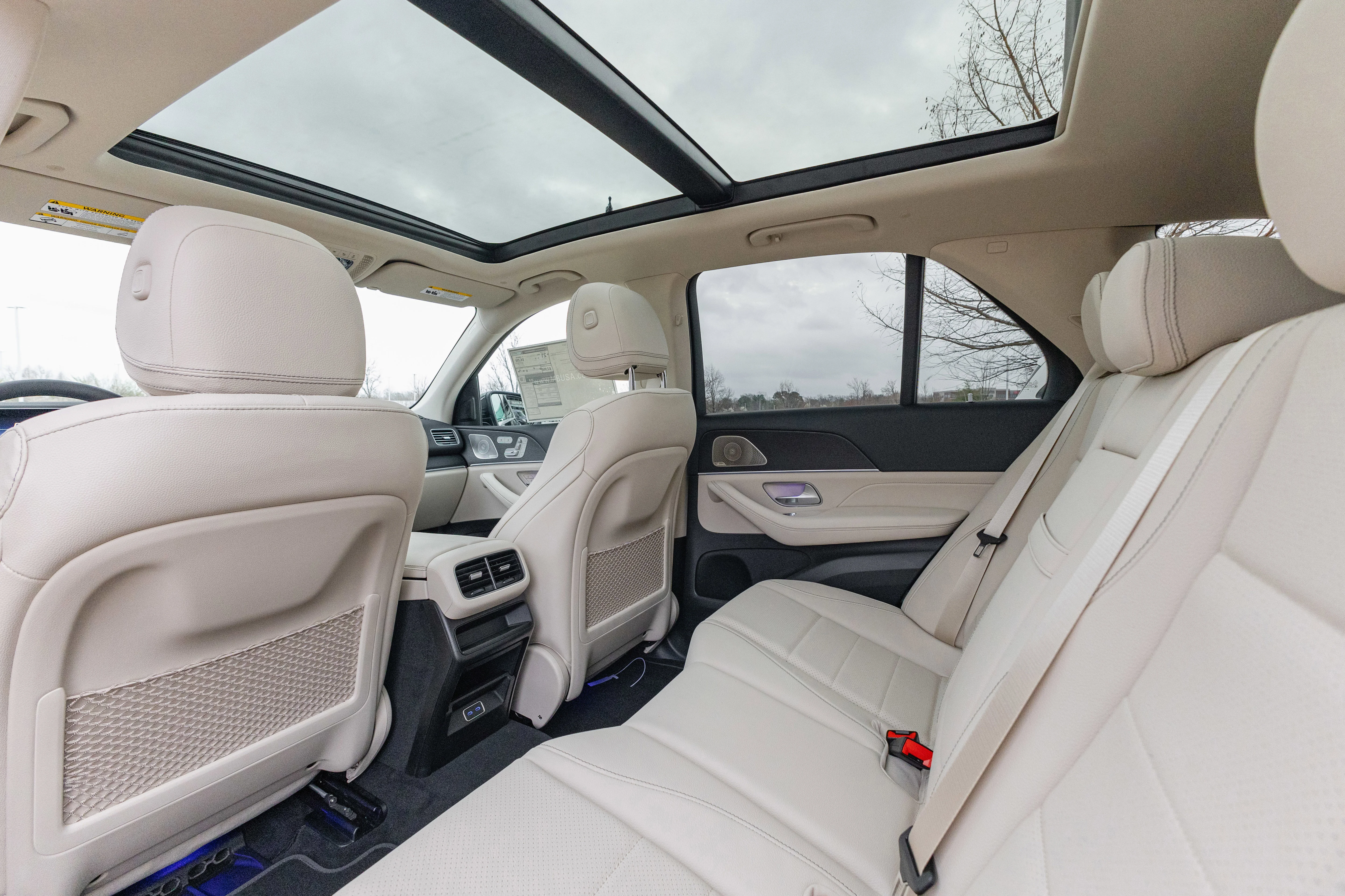 Used 2026 Obsidian Black Mercedes-Benz GLE 450 image 25