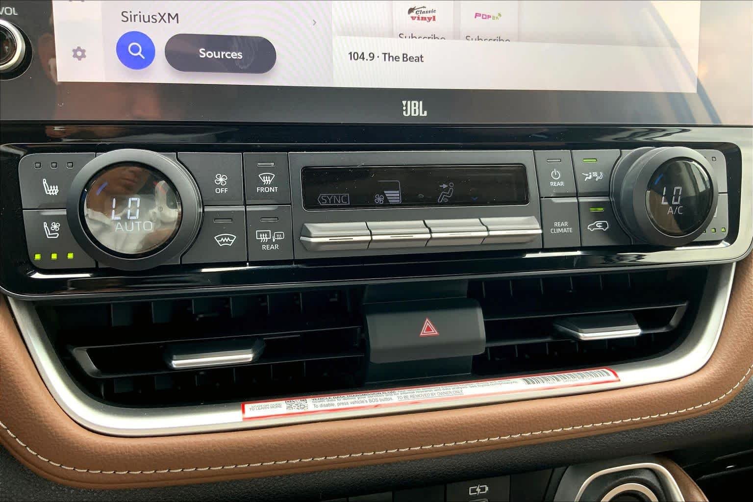 Used 2026 Wind Chill Pearl Toyota Platinum image 35