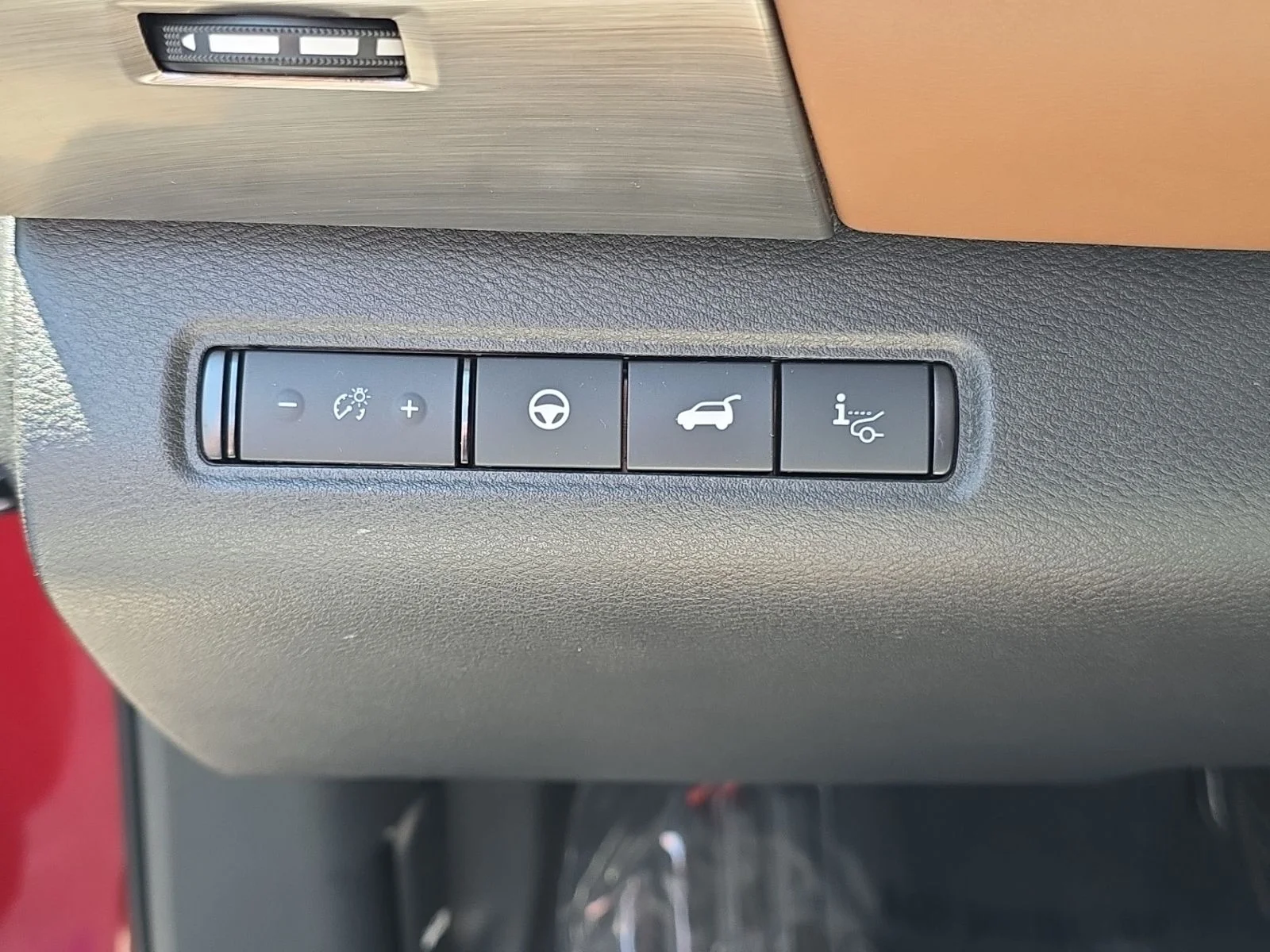 Used 2023 Red Nissan Platinum image 42