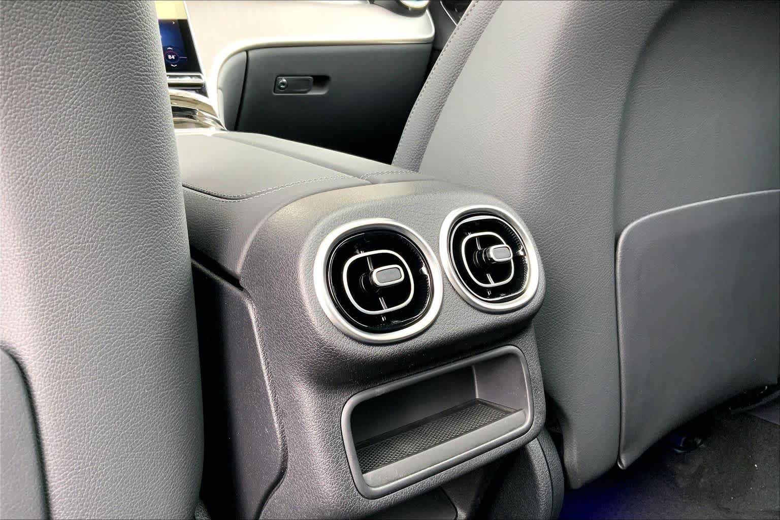 New 2026 Cirrus Silver Metallic Mercedes-Benz GLC 300 image 22