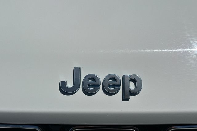 Certified Used 2024 White Jeep 4xe image 10